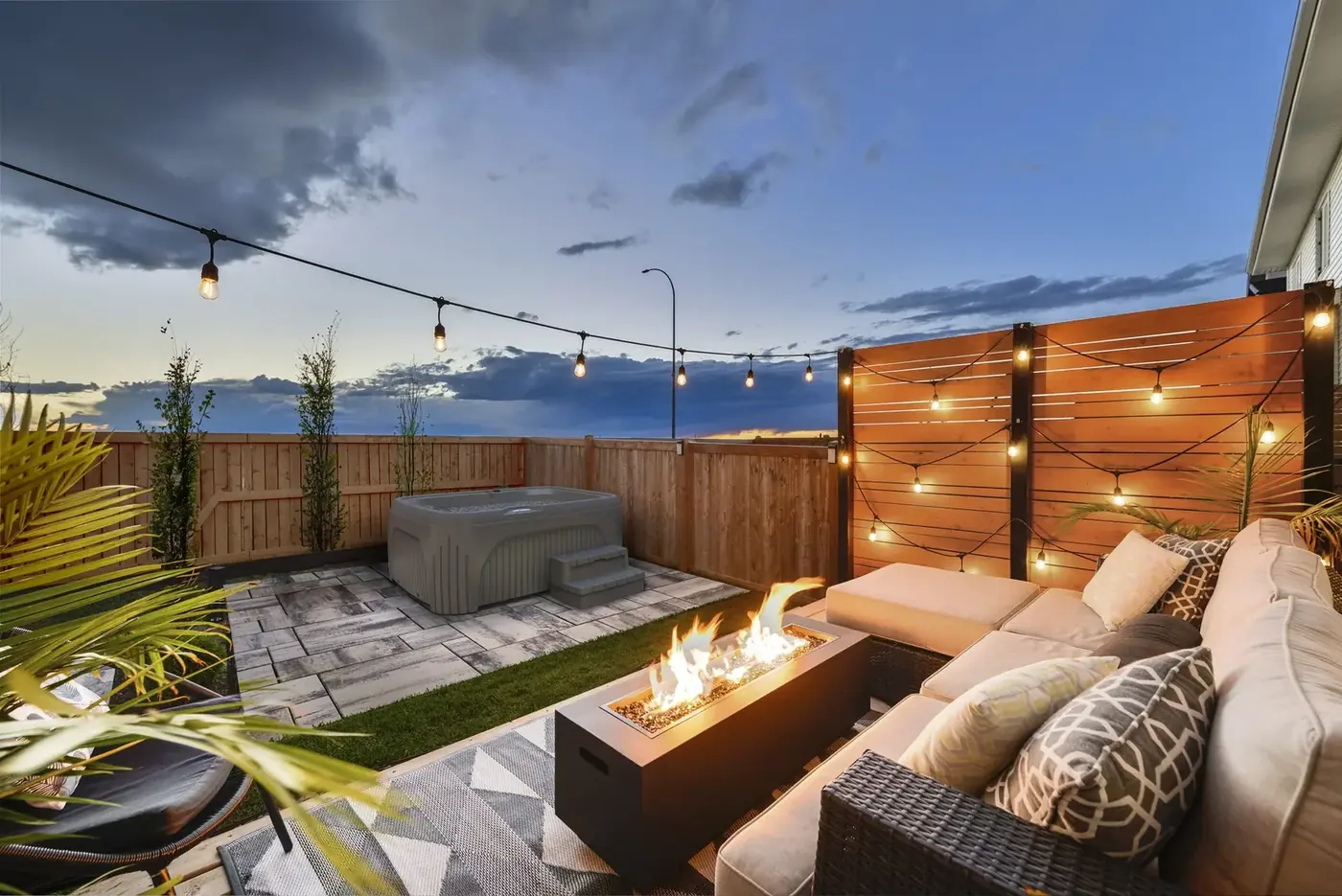 DreamMaker Spas Core 1800L Plug-and-Play Hot Tub official product view 4