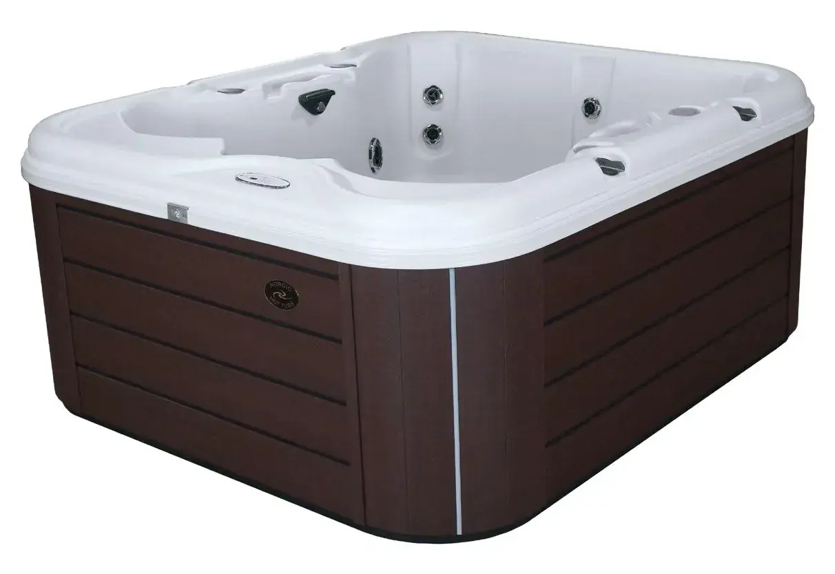 Nordic Hot Tubs Sport Edition Retreat SE™ Hot Tub official product view 4