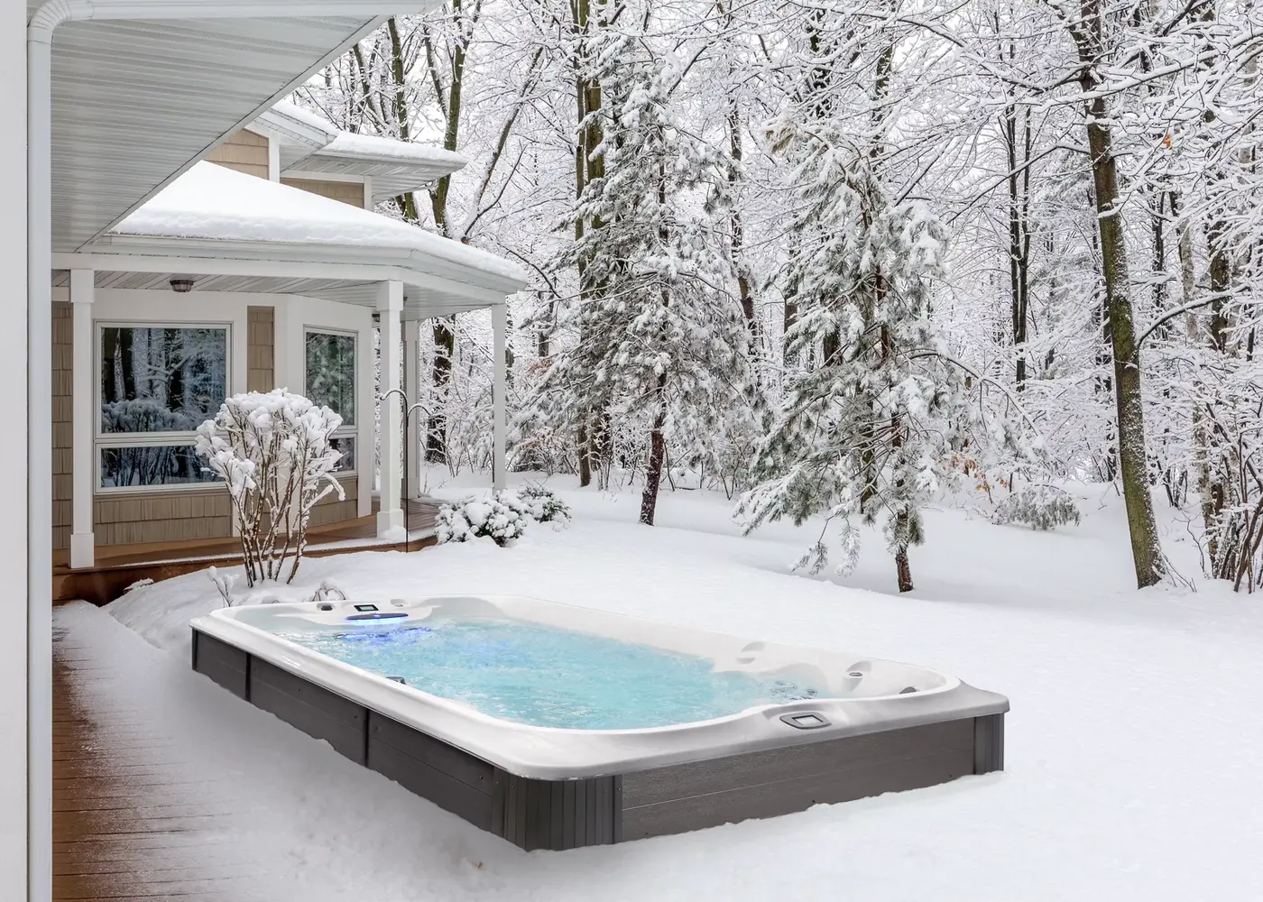 Jacuzzi® J-19 PowerPro® Swim Spa official product view 6